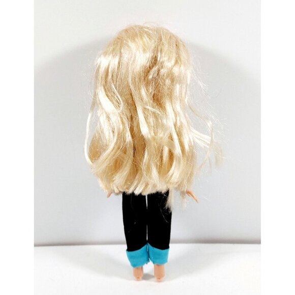 Bratz CLOE 10" Fashion Doll w/Braids Outfit Earrings  2001 MGA - Picture 2 of 2